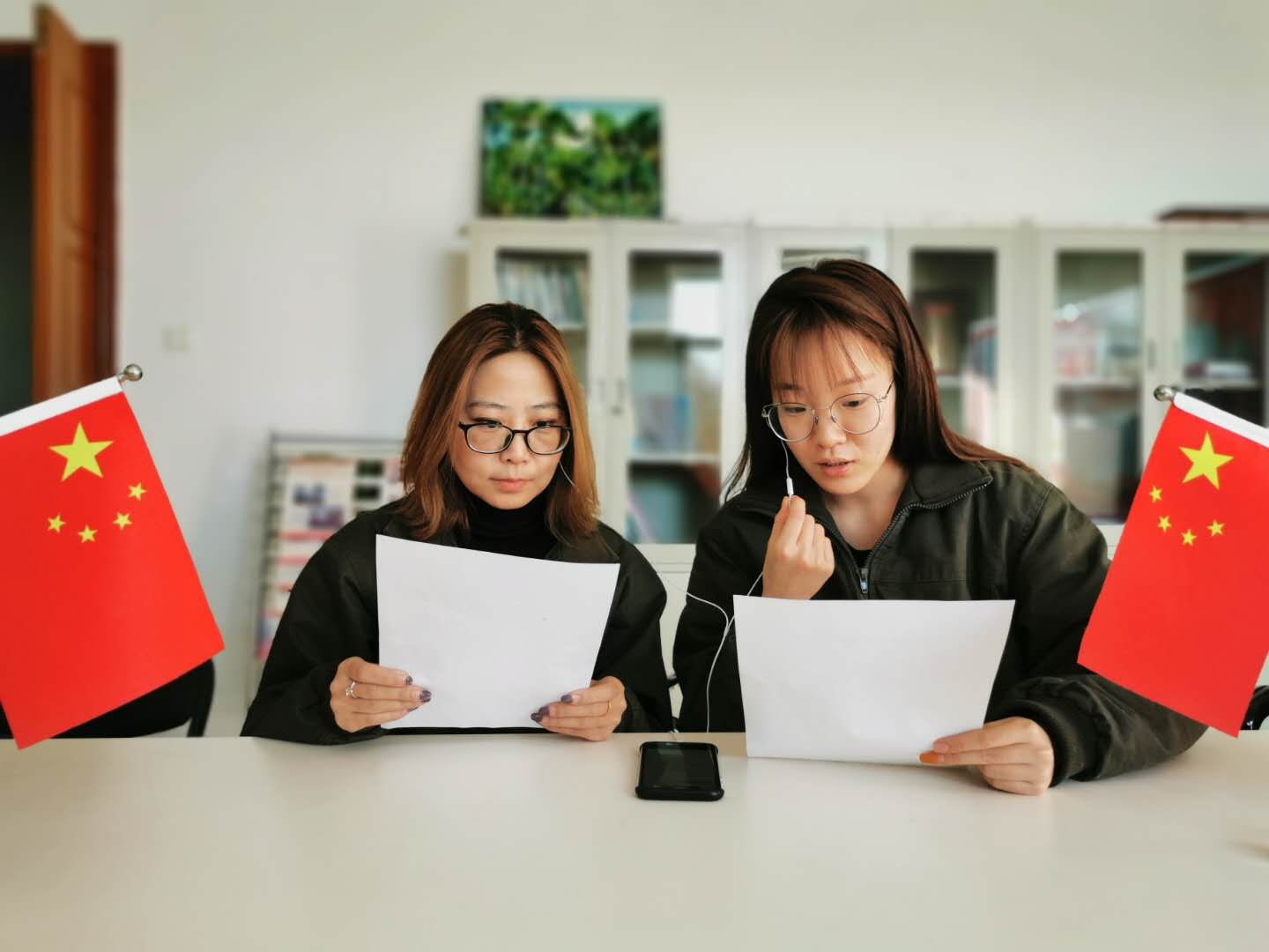 抗擊疫情 為愛發(fā)聲:呼和浩特供電局變電一處舉辦“三八節(jié)”“線上詩歌朗誦會”