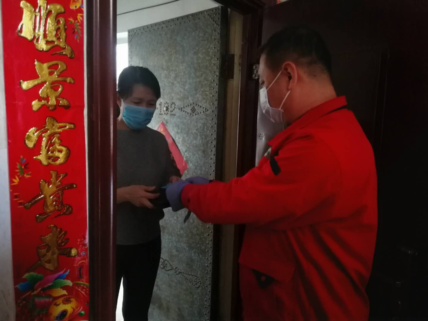 疫情防控，黨員在行動