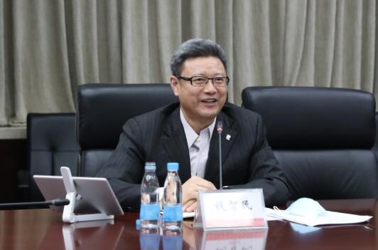 錢智民拜訪中國(guó)建材黨委書記、董事長(zhǎng)周育先