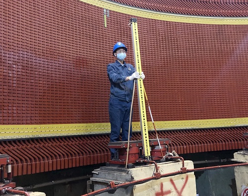 延遲婚禮！國(guó)網(wǎng)劉家峽水電廠員工戰(zhàn)“疫”生產(chǎn)忙