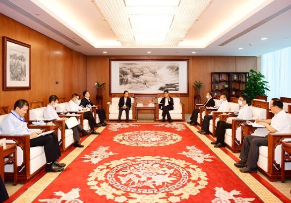 華能集團(tuán)有限公司黨組書記、董事長(zhǎng)舒印彪會(huì)見國(guó)開行董事長(zhǎng)趙歡