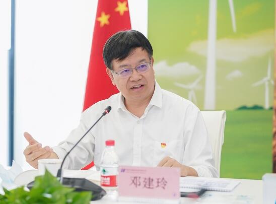 華能集團(tuán)公司總經(jīng)理、黨組副書記鄧建玲調(diào)研天成租賃公司