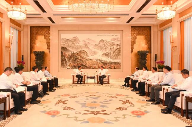 舒印彪拜會(huì)湖北省委書記應(yīng)勇、省長(zhǎng)王曉東