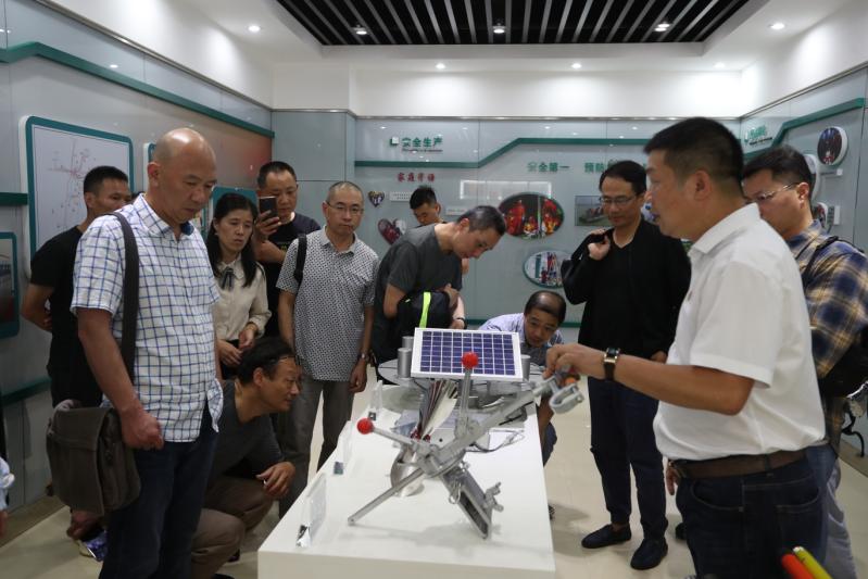 發(fā)揮勞模專長(zhǎng) 助力科技創(chuàng)新——國網(wǎng)寧?？h供電公司徐劍中勞模創(chuàng)新工作室