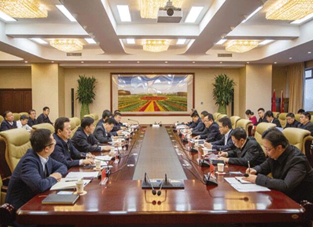 內(nèi)蒙古電力（集團(tuán)）公司董事長(zhǎng)、黨委書記賈振國(guó)帶隊(duì)赴鄂爾多斯地區(qū)調(diào)研