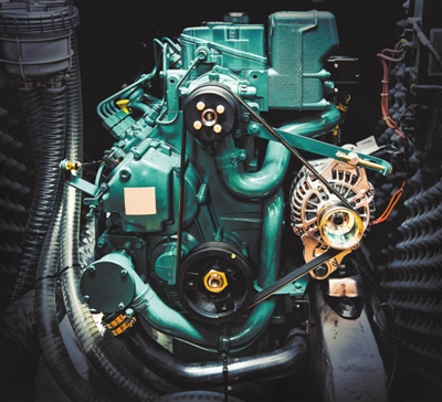 大功率 國產(chǎn)柴油“心臟”驅動船舶和發(fā)電機組