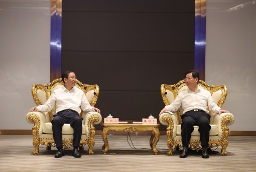 國(guó)家電網(wǎng)董事長(zhǎng)、黨組書(shū)記辛保安拜會(huì)河南省委書(shū)記樓陽(yáng)生、省長(zhǎng)王凱