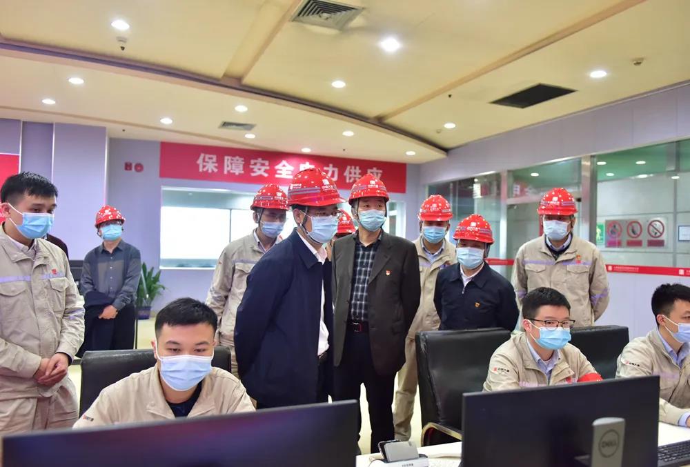 華銀電力賀子波、陳自強一行到湘潭發(fā)電公司調(diào)研