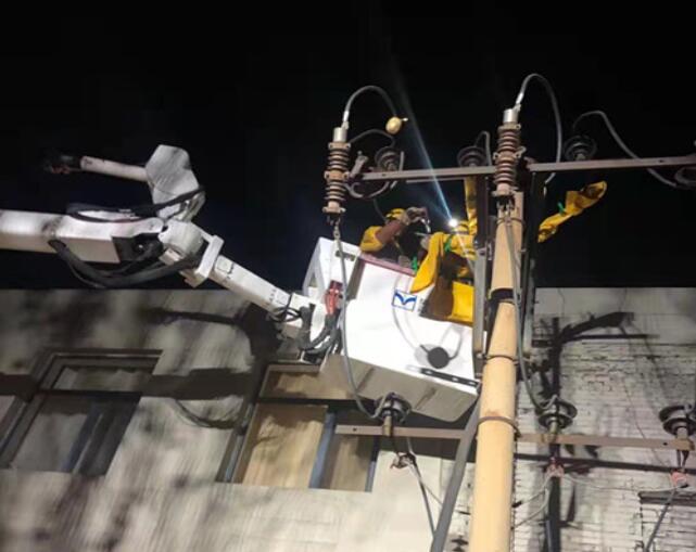 烏海電業(yè)局配電帶電作業(yè)處：11、7、23