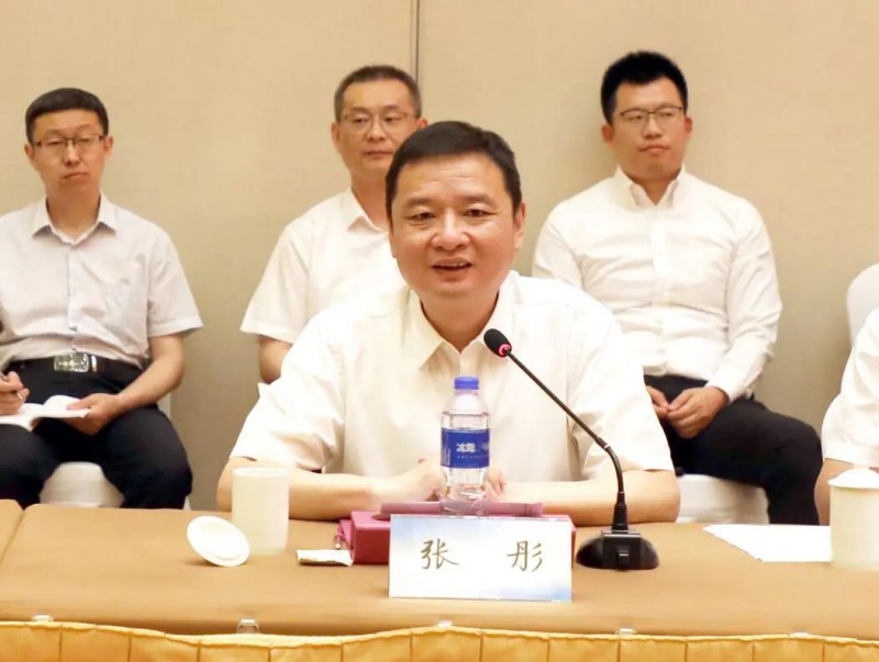 協(xié)鑫、徐工聯(lián)手！布局新能源