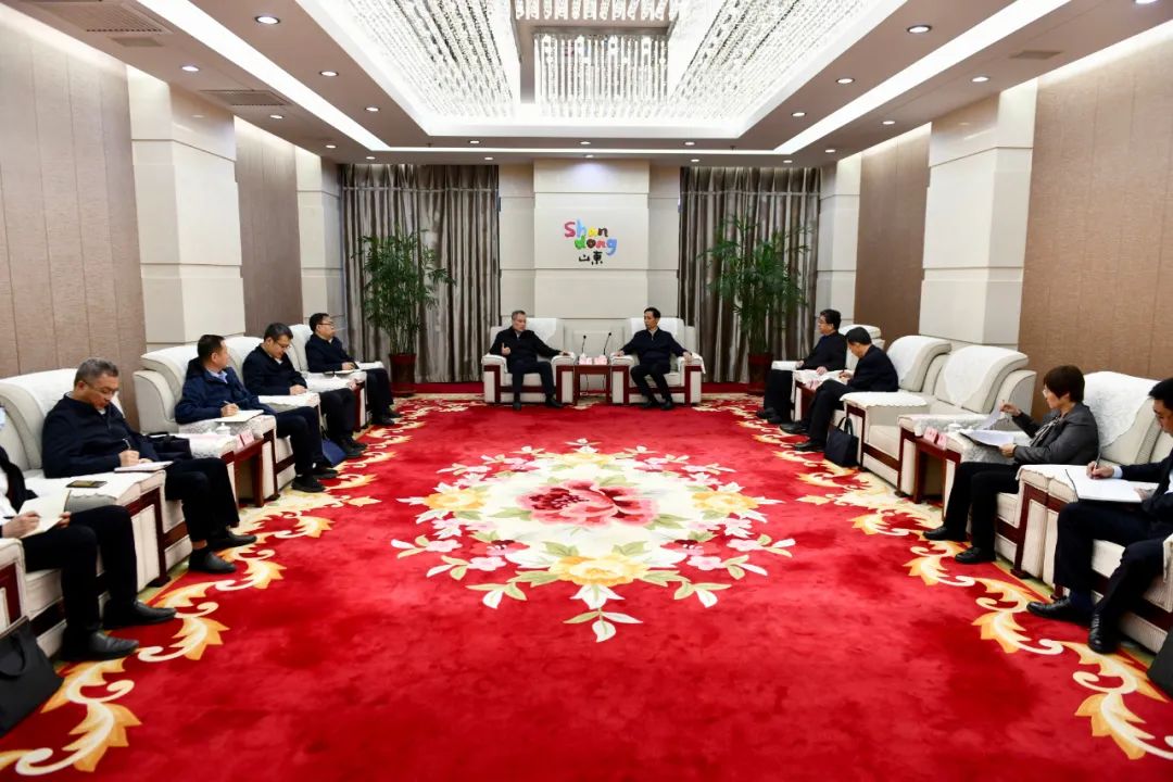 大唐山東發(fā)電公司黨委書記、董事長趙永力拜會菏澤市委副書記、市長張倫
