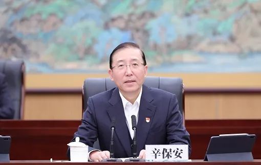 國(guó)家電網(wǎng)公司黨組書(shū)記、董事長(zhǎng)辛保安宣講黨的二十大精神
