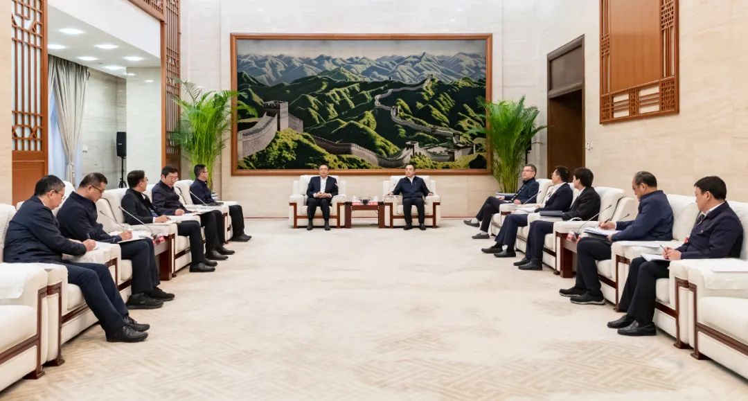 大唐集團(tuán)黨組書記、董事長鄒磊會(huì)見哈電集團(tuán)黨委書記、董事長曹志安