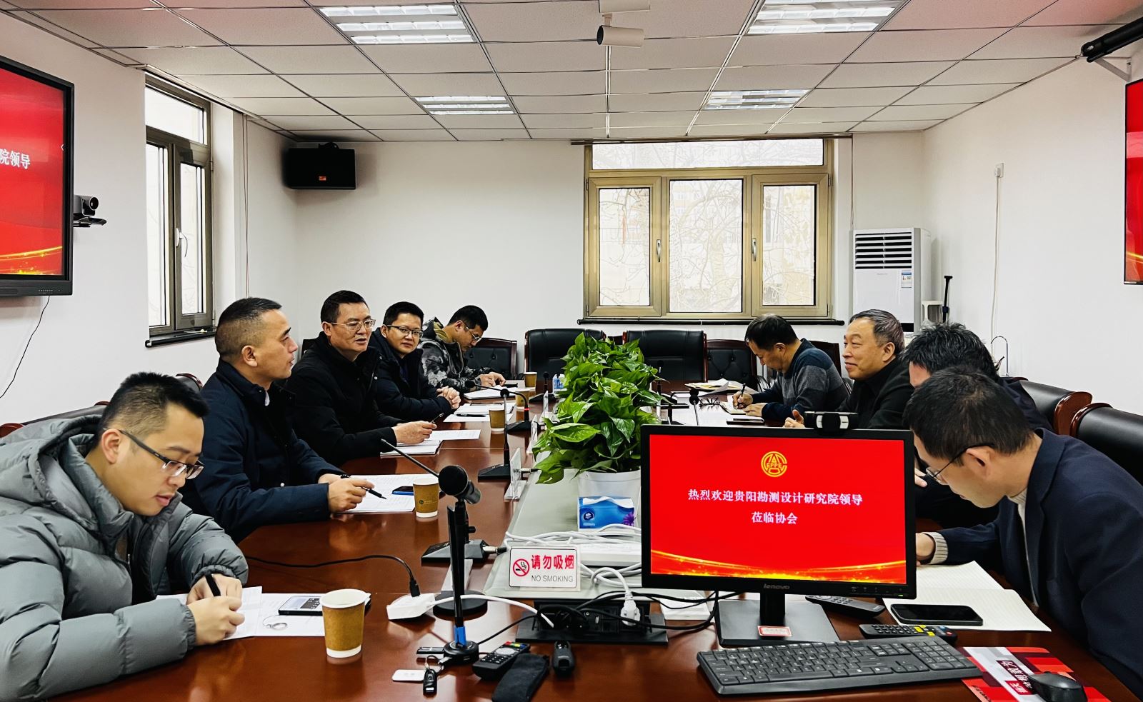 中國電力規(guī)劃設(shè)計(jì)協(xié)會李愛民與中國電建貴陽院、國網(wǎng)江蘇電力設(shè)計(jì)咨詢公司領(lǐng)導(dǎo)座談交流