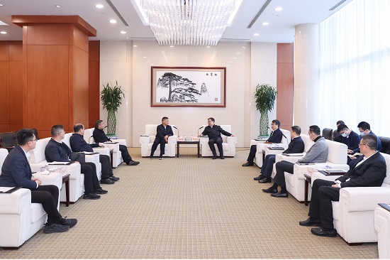 鄧建玲會(huì)見福建省政協(xié)副主席、漳州市委書記張國(guó)旺