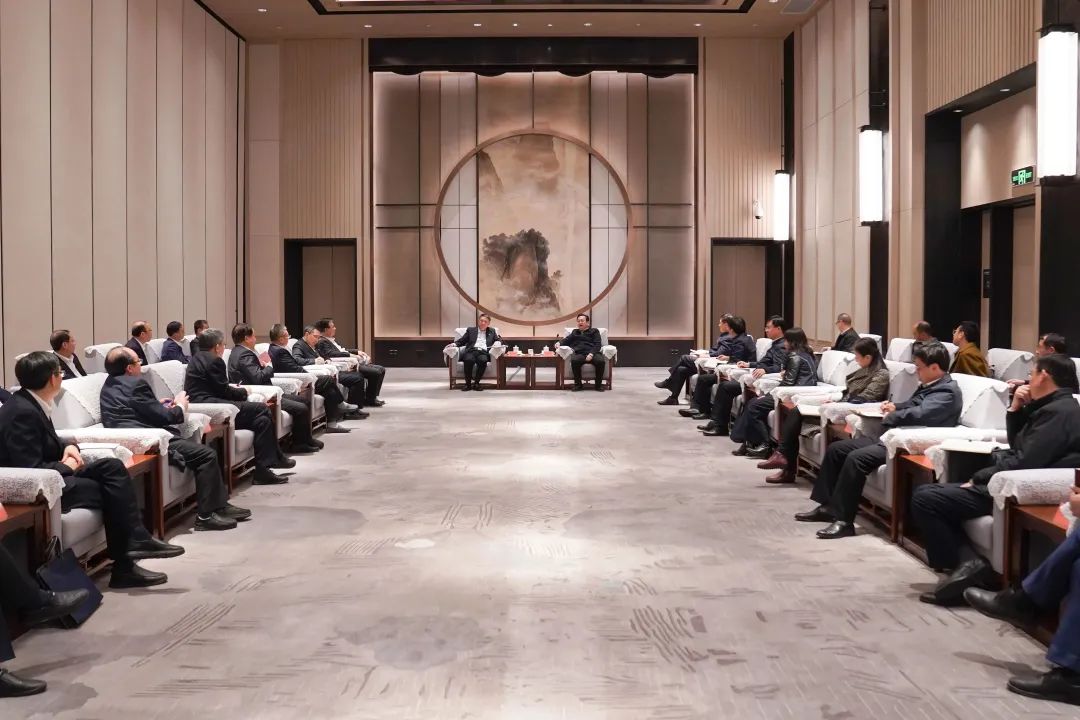 華能集團黨組書記、董事長溫樞剛拜會雄安新區(qū)黨工委書記、管委會主任張國華