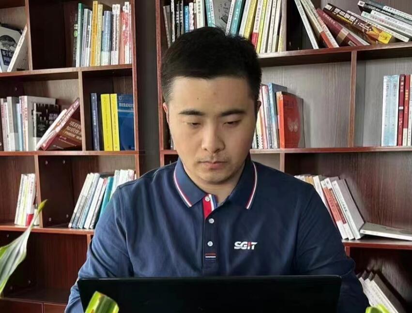 國(guó)家電網(wǎng)公司青年崗位能手許軻：潛心沉淀，厚積薄發(fā)