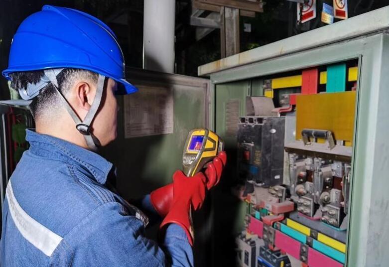 深圳供電局消除67條線路、237臺(tái)配變重滿載風(fēng)險(xiǎn)