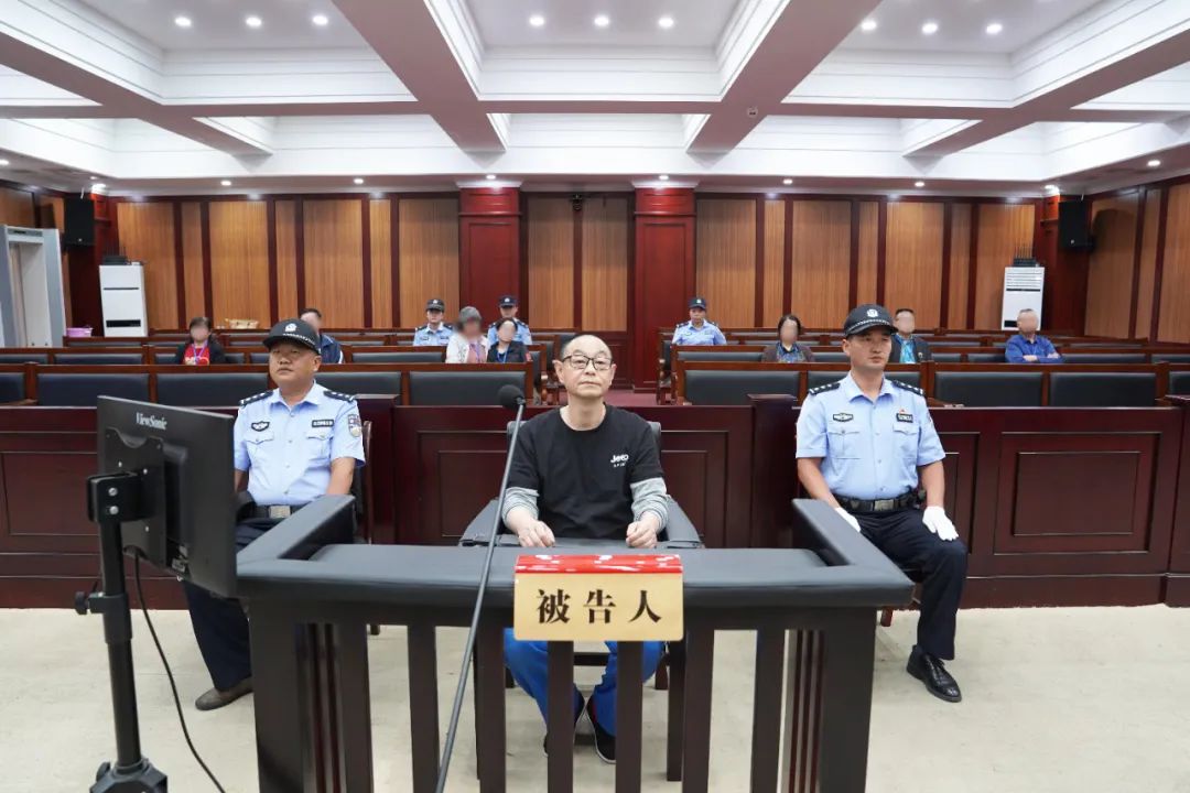 貴州電網(wǎng)有限責(zé)任公司原黨委委員、工會主席張帆受賄案一審宣判