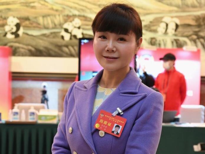 四川省政協(xié)委員李佳蔚：四川要優(yōu)化碳產(chǎn)品、參與碳交易，不斷完善碳設(shè)施