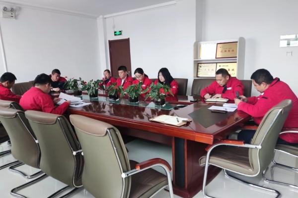 內(nèi)蒙古電力集團(tuán)烏海千里山供電公司：嚴(yán)明紀(jì)律，廉潔過節(jié)