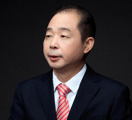 【兩會(huì)好聲音】全國(guó)人大代表、德力西集團(tuán)董事局主席胡成中：支持產(chǎn)業(yè)鏈出海，助推制造企業(yè)轉(zhuǎn)型升級(jí)