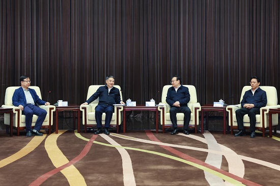 華能集團(tuán)董事長溫樞剛、總經(jīng)理鄧建玲會(huì)見寧夏回族自治區(qū)黨委書記梁言順主席張雨浦