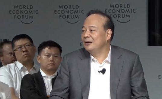 寧德時代董事長曾毓群回應(yīng)“卷王”標(biāo)簽，強調(diào)價值競爭與創(chuàng)新