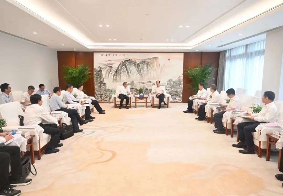 中國電建黨委書記、董事長丁焰章會見南瑞集團董事長、黨委書記山社武