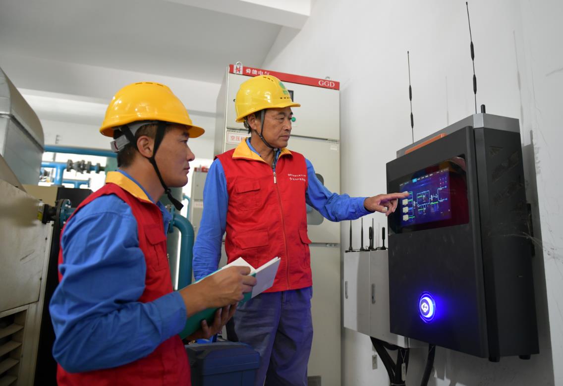 國網(wǎng)余姚市供電公司:服務企業(yè)“零距離” 迎峰度夏保安全