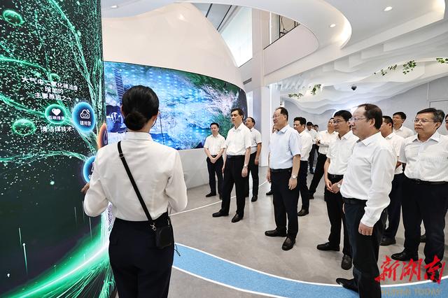 湖南省委副書記、省長(zhǎng)毛偉明調(diào)研新型電力系統(tǒng)建設(shè)情況