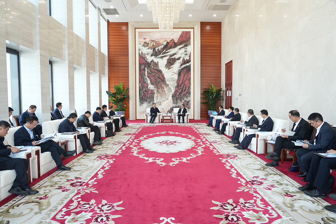 中國能建黨委書記、董事長宋海良與山西省委常委、大同市委書記盧東亮?xí)? width=