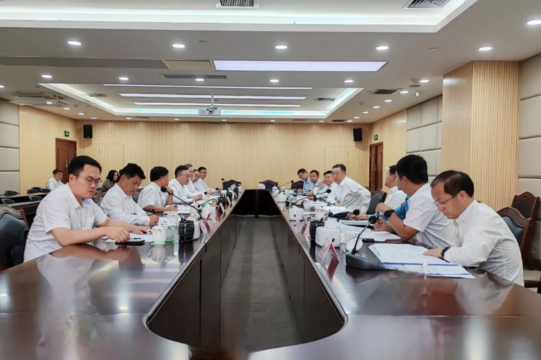 國(guó)家能源集團(tuán)廣西公司黨委書記、董事長(zhǎng)李富軍拜會(huì)柳州市委副書記、市長(zhǎng)張壯