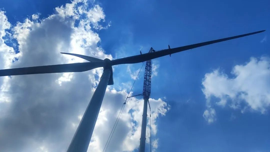 大唐重慶白楊坪風電項目首臺風機并網發(fā)電