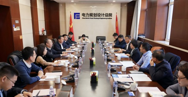 華電集團(tuán)副總經(jīng)理李旭紅會(huì)見(jiàn)電規(guī)總院黨委書記、總經(jīng)理胡明