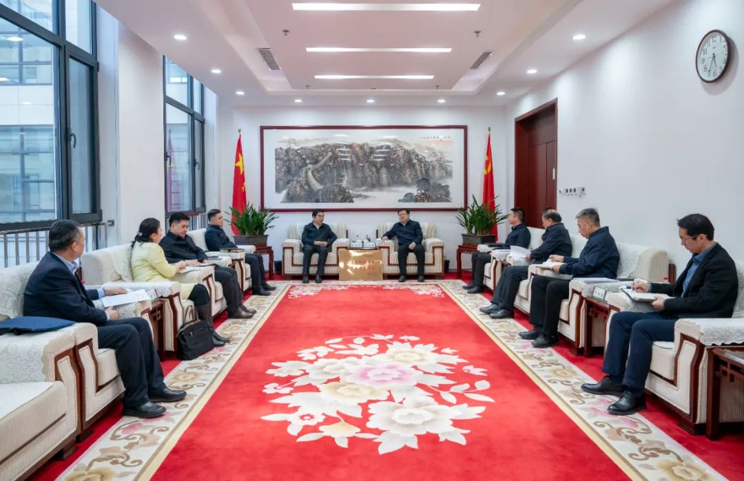 內(nèi)蒙古電力集團與包頭市委、市政府交流座談