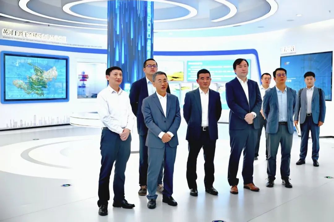 黃河公司黨委書記、董事長姚小彥會見華為董事、華為數(shù)字能源總裁侯金龍